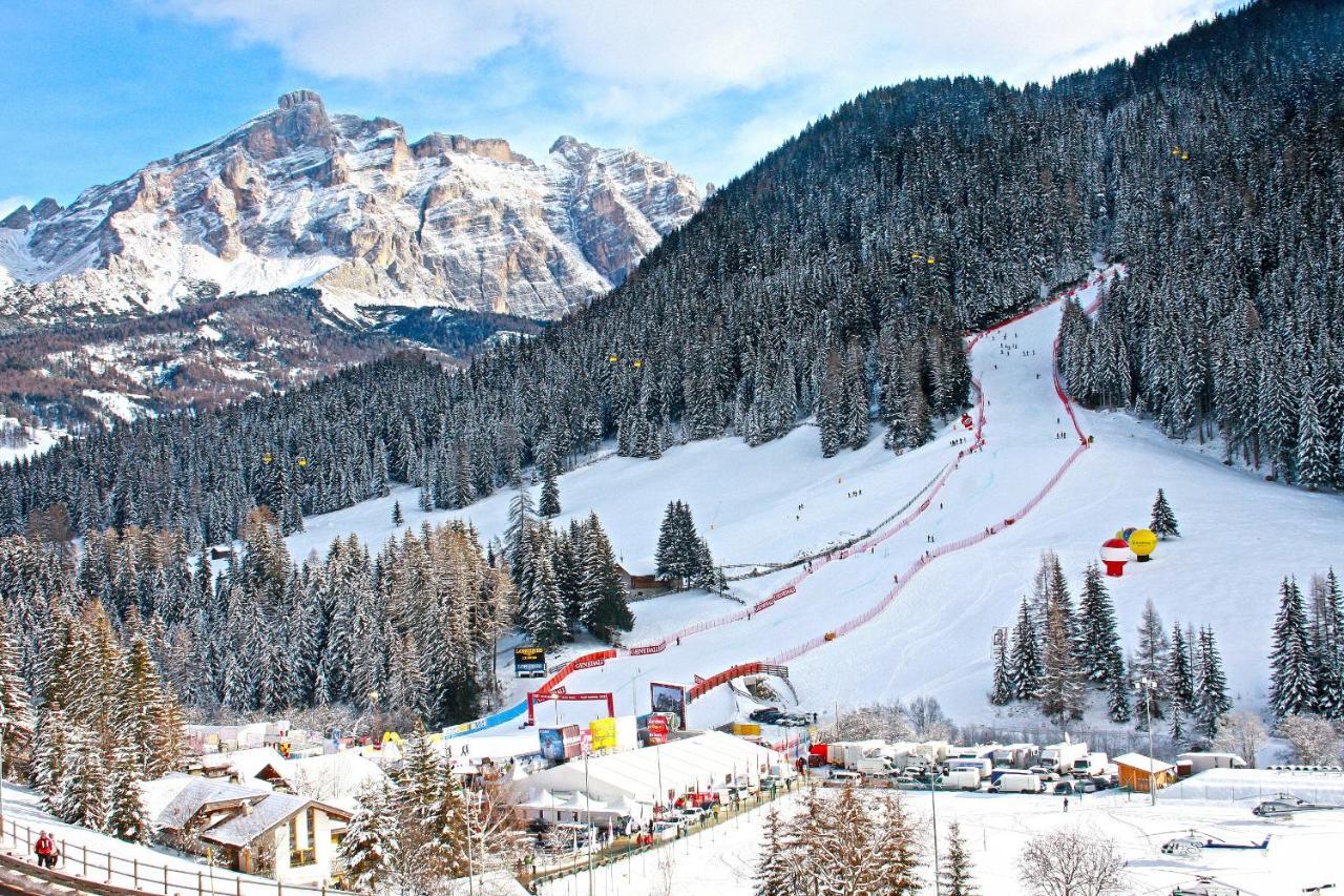 Hotel Dolomiti La Villa  Eksteriør bilde