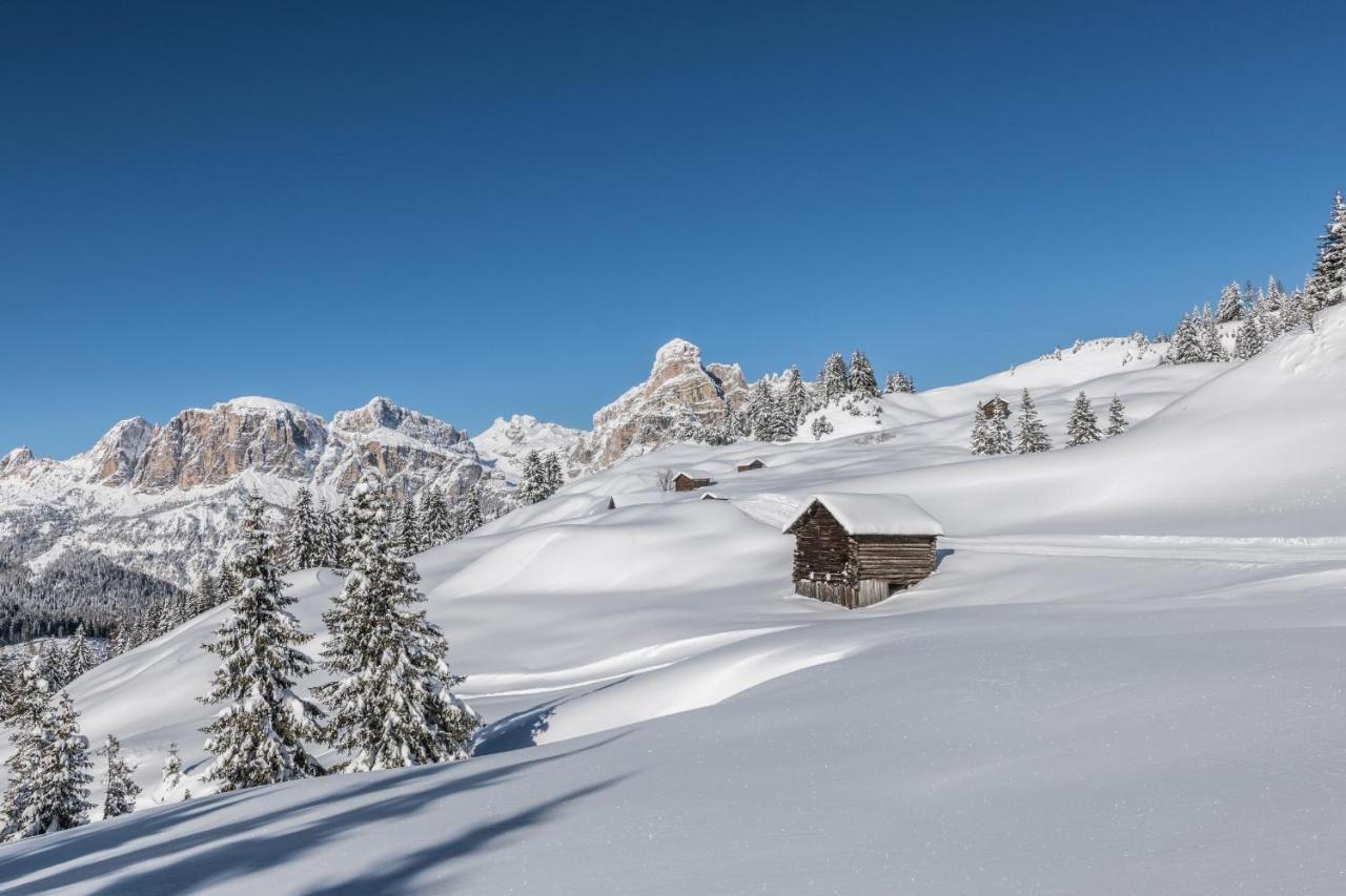 Hotel Dolomiti La Villa  Eksteriør bilde