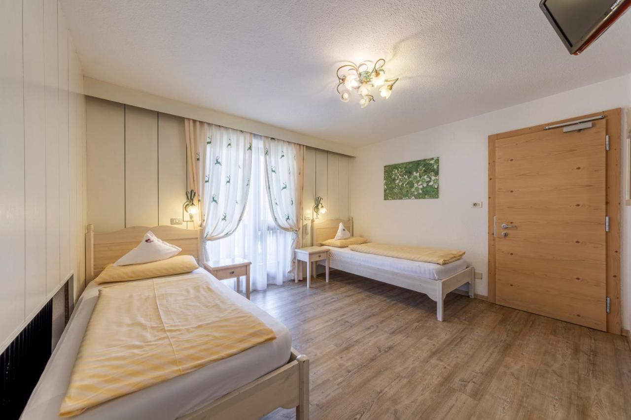 Hotel Dolomiti La Villa  Eksteriør bilde