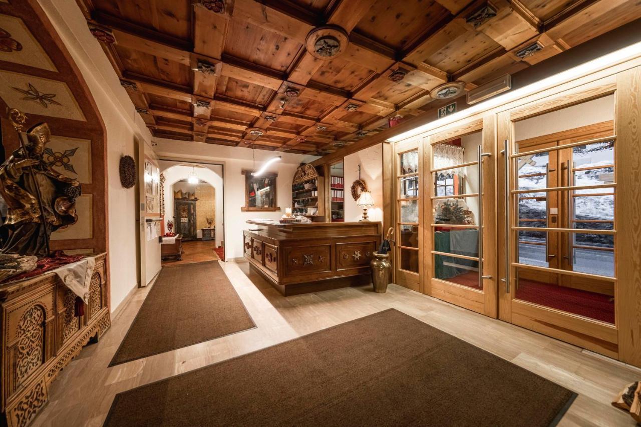 Hotel Dolomiti La Villa  Eksteriør bilde
